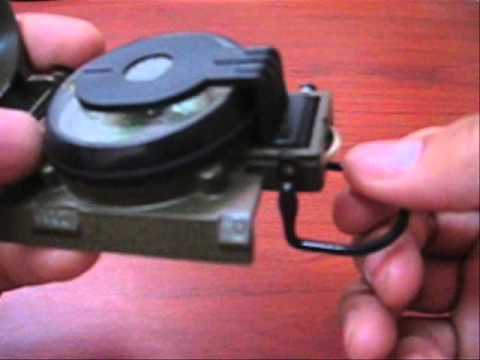 Como utilizar una brujula militar