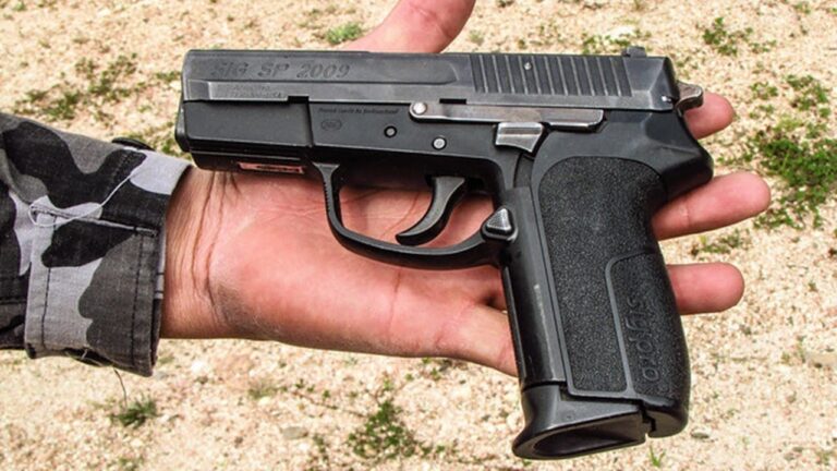 Todo lo que debes saber sobre pistolas semiautom&aacute;ticas