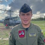 Entrenamiento de tiro preciso en el campo militar