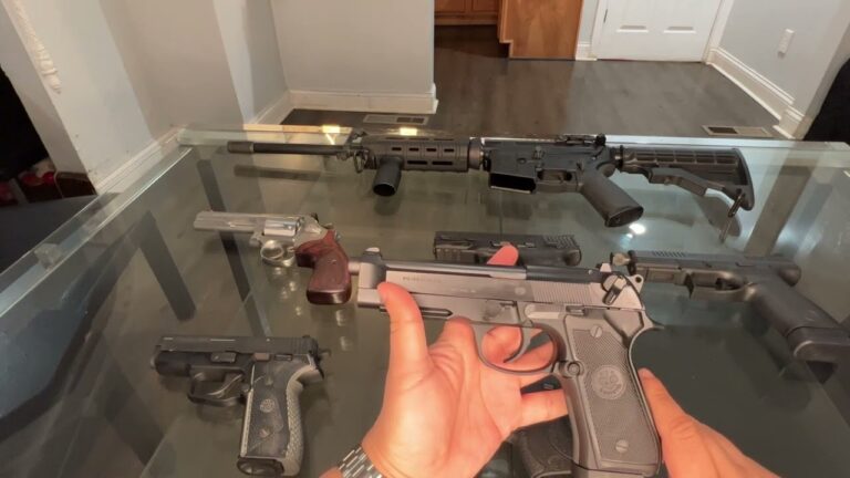 Colecci&oacute;n de Pistolas: Tesoros de Armas Antiguas