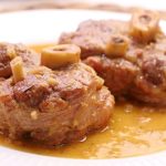 Papas con Salchicha en Salsa Verde: Receta Fácil y Deliciosa