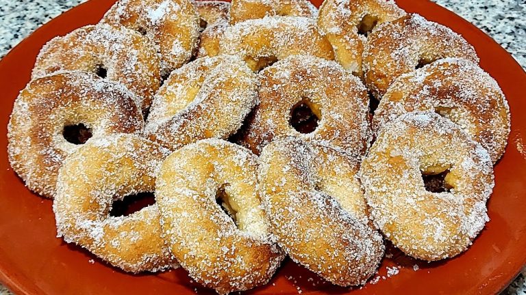 Receta f&aacute;cil de Roscos de Vino: &iexcl;Aprende a prepararlos en minutos!