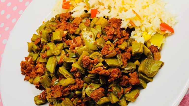 Receta tradicional mexicana: Chorizo con Nopales