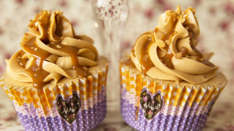 Receta F&aacute;cil de Cupcakes de Dulce de Leche: Delicias Caseras