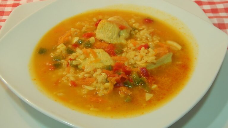 Receta Saludable: C&oacute;mo Preparar Arroz Integral con Pollo Paso a Paso