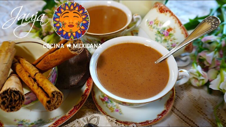 Receta Tradicional de Atole Champurrado: Disfruta del Sabor Aut&eacute;ntico Mexicano
