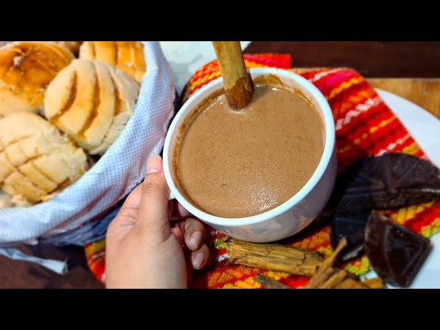Receta Aut&eacute;ntica de Champurrado con Pinole: Sabor Tradicional Mexicano